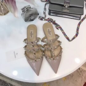 Valentino Rockstud Flats Nude