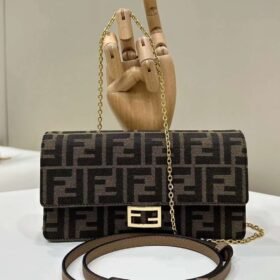 Fendi Wallet On Chain Baguette