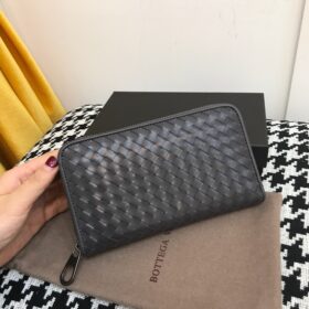 BV Intrecciato Zipper Long Wallet