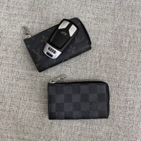 LV Card Keys Wallet