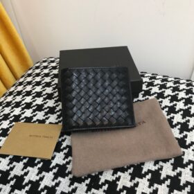 BV Intrecciato Wallet