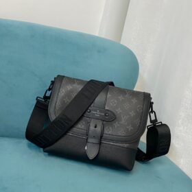 LV Saumur Messenger