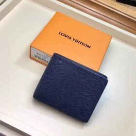 LV Multiple Wallet Taiga Leather Bleu Marine