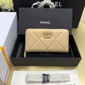 Chanel 19 Long Zipped Wallet