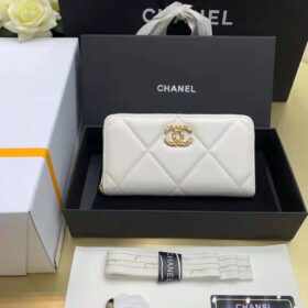 Chanel 19 Long Zipped Wallet