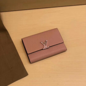 Louis-Vuitton-Capucines-Compact-Wallet-Pink