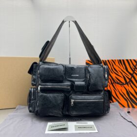 Balenciaga Superbusy Large Sling Bag