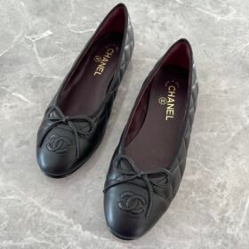 Chanel Black Quilted Cap Toe Ballerina Flats