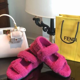 Fendi Feel Sheepskin Sandals