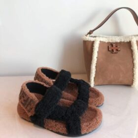 Fendi Feel Sheepskin Sandals