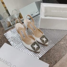 Manolo Blahnik Hangisi Slingback Pumps