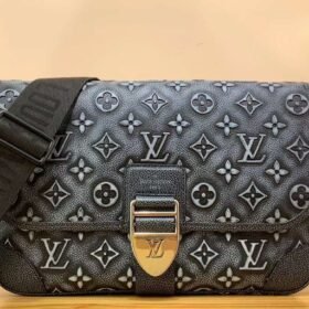 LV Archy Messenger MM Bag