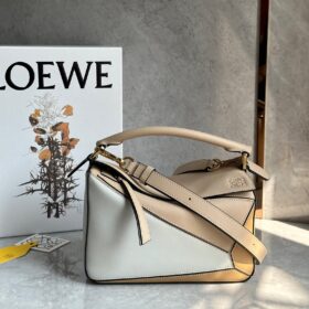 Loewe Puzzle Small