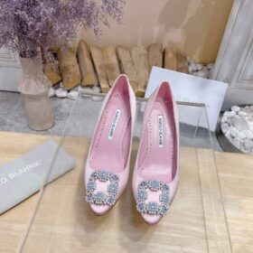 Manolo Blahnik Hangisi Shoes