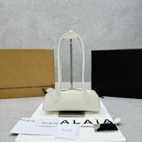 Alaia Small Le Teckle Bag